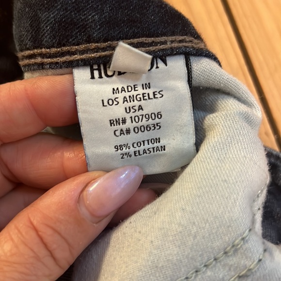 Hudson Jeans 
Beth Mid-Rise Baby Boot in
Obscurity - Picture 11 of 12